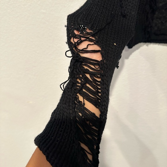 Native Rose Sweater - Picture 4 of 7